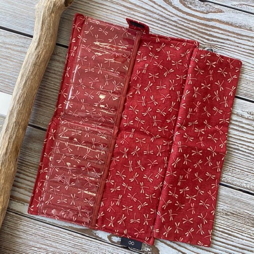 czerwone etui na druty wymienne w ważki Seeknit