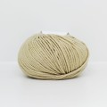 beżowa włóczka merino na sweter