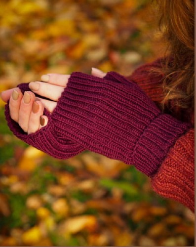 Ewelina Czempik Flip Flip Mittens