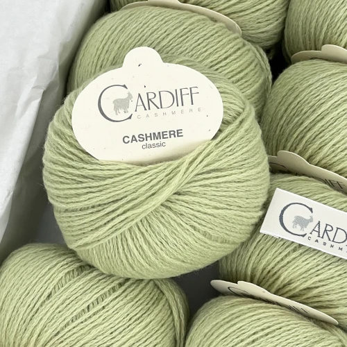 Cardiff Cashmere Classic 737 Nobu