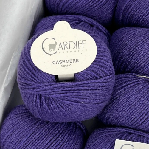 Cardiff Cashmere Classic 734 Viola