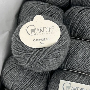 Włóczka Cardiff Cashmere DK 519 Fumo ( szary melanż )