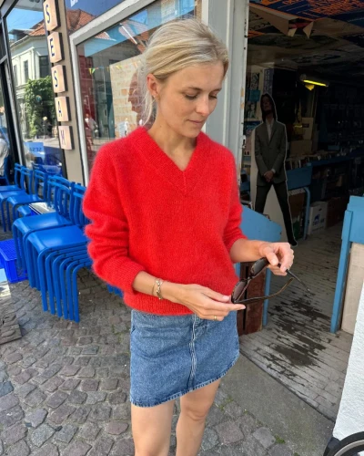 Lekki sweter z moheru Stockholm Sweater V-Neck