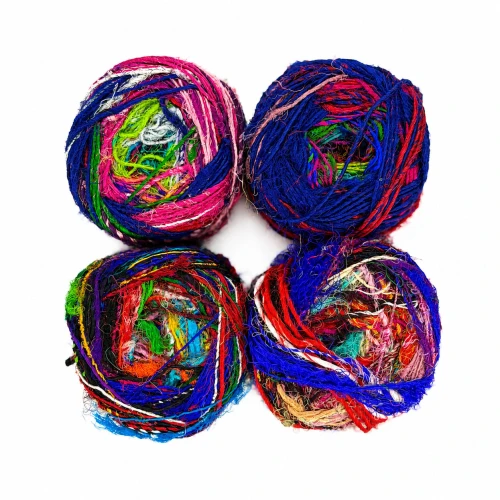 Sari Silk Yarn 08 - multikolorowy zestaw czterech włóczek