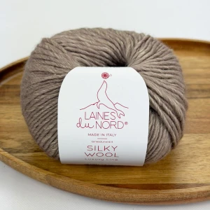 Włóczka Silky Wool 002 - beżowy 50g/100m ( Laines du Nord )