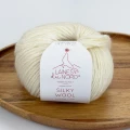 Włóczka Silky Wool 001 - kremowy 50g/100m