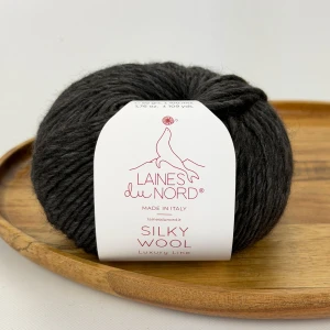 Włóczka Silky Wool 021 - antracyt 50g/100m ( Laines du Nord )